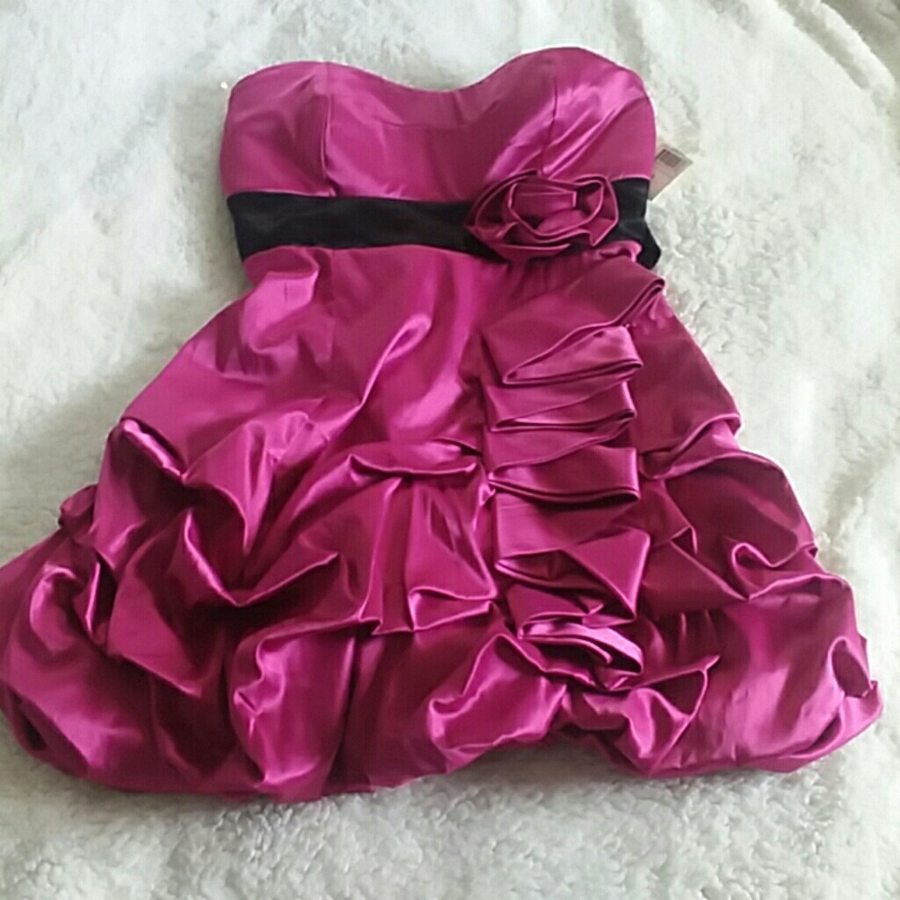 Ruby Rox dress - Picture 2 of 4